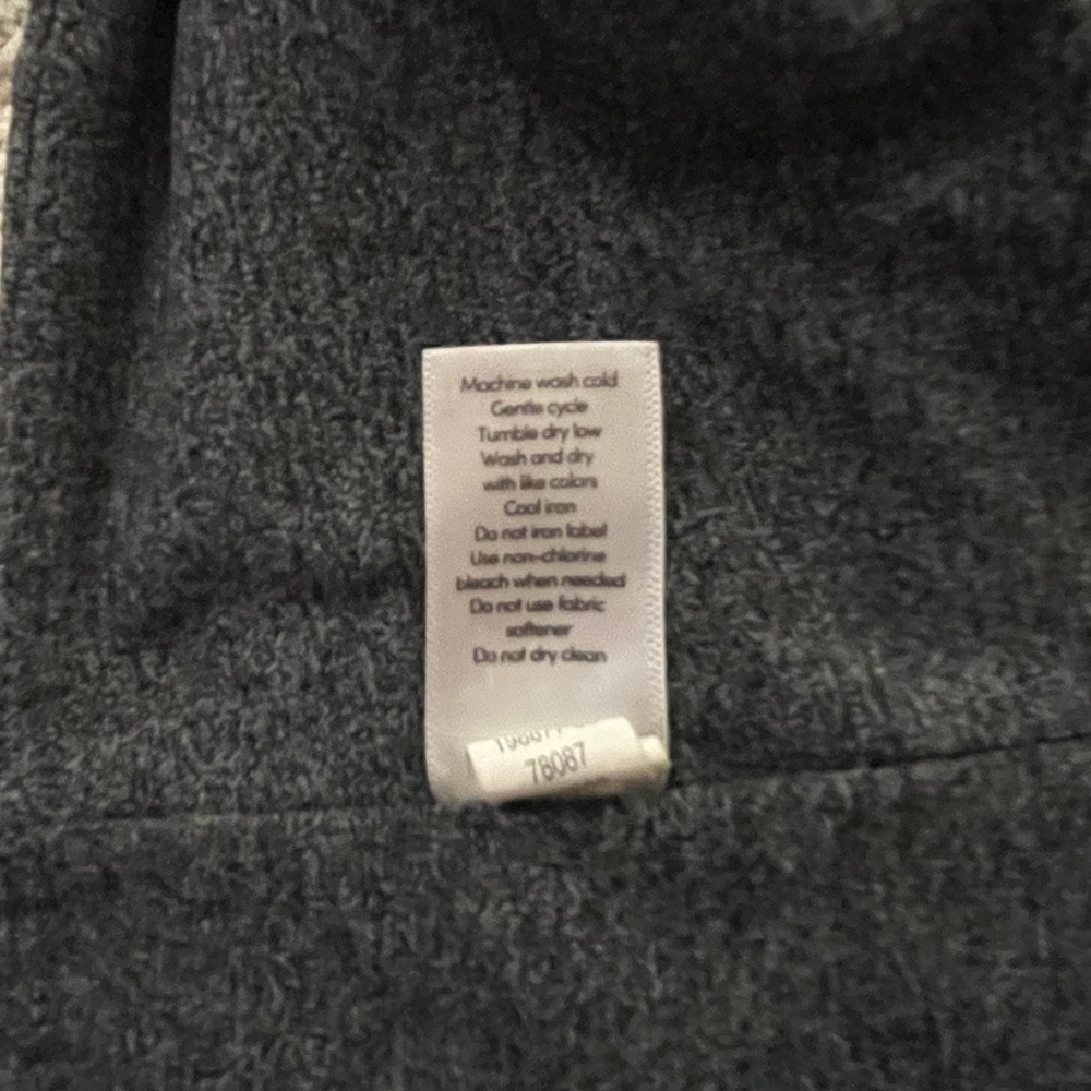 Athleta Gray Salutation Stash Pocket Legging - Picture 10 of 10